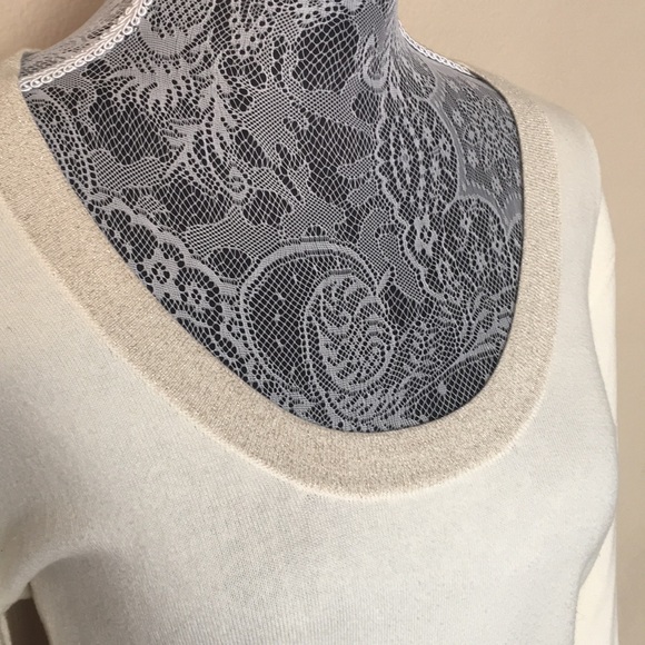 Isaac Mizrahi Cream Sweater - Picture 2 of 4